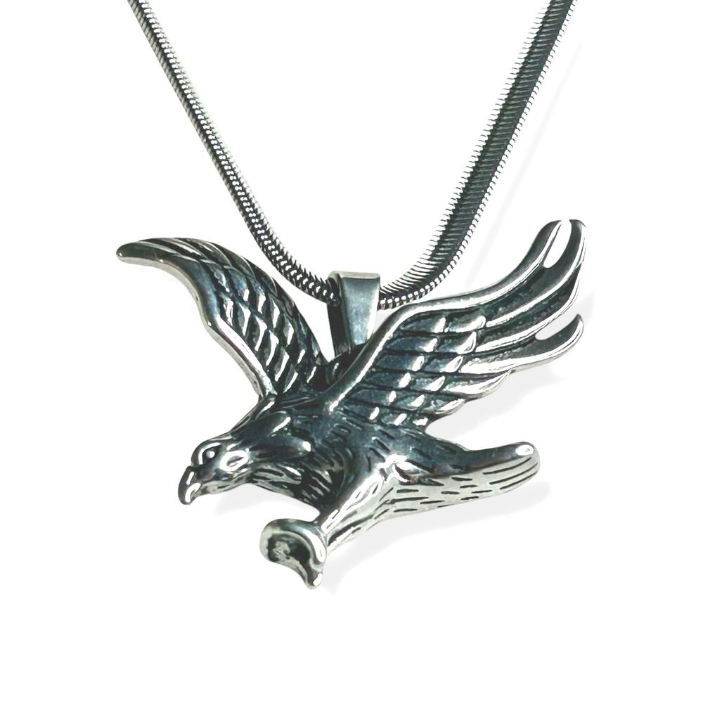 Flying Eagle Pendant Stainless Steel
Snake Chain Necklace